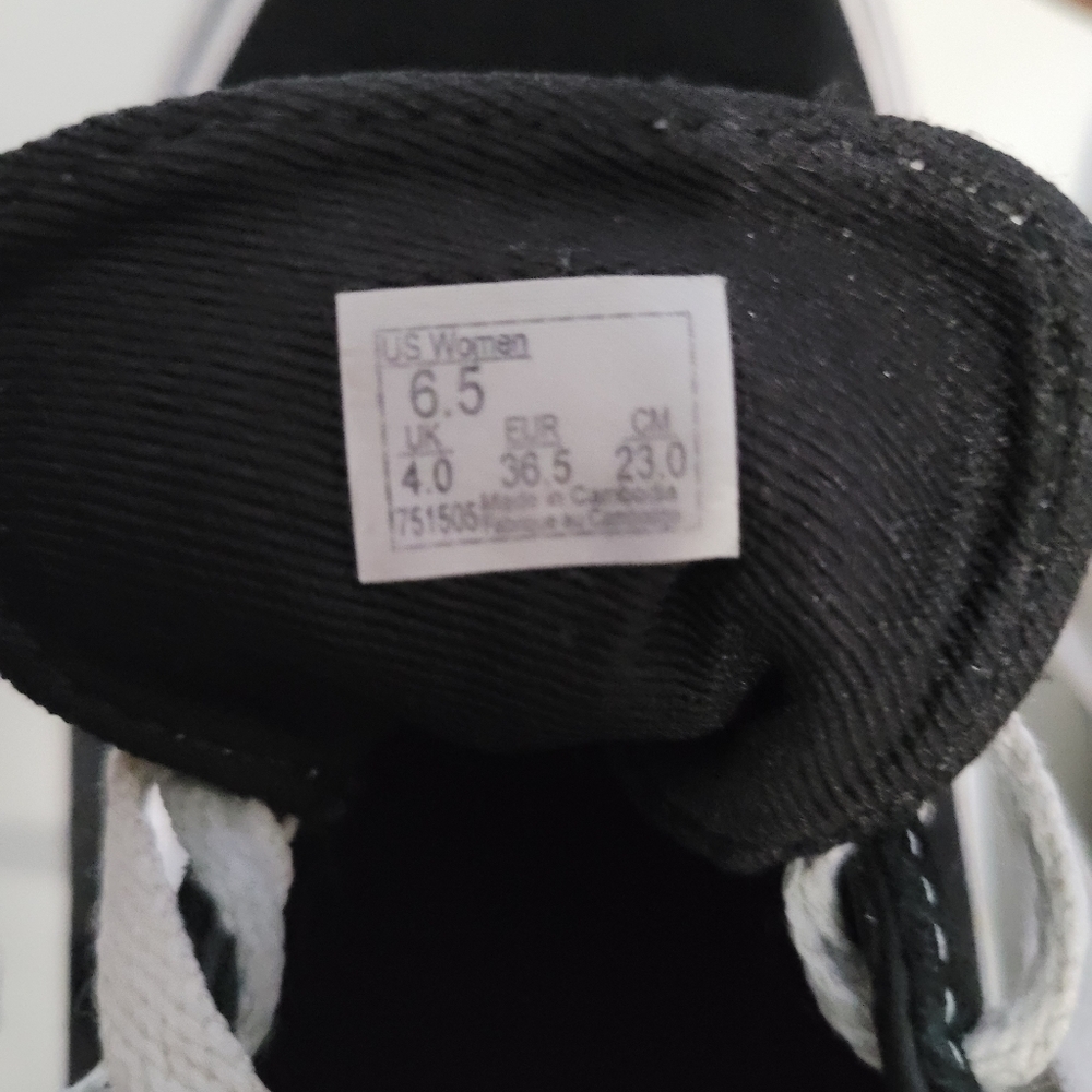 Shoes - Picture 3 of 3